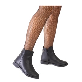 Stivaletti classici neri realizzati in ecopelle nero