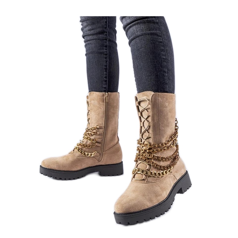 Stivaletti beige isolanti con catena