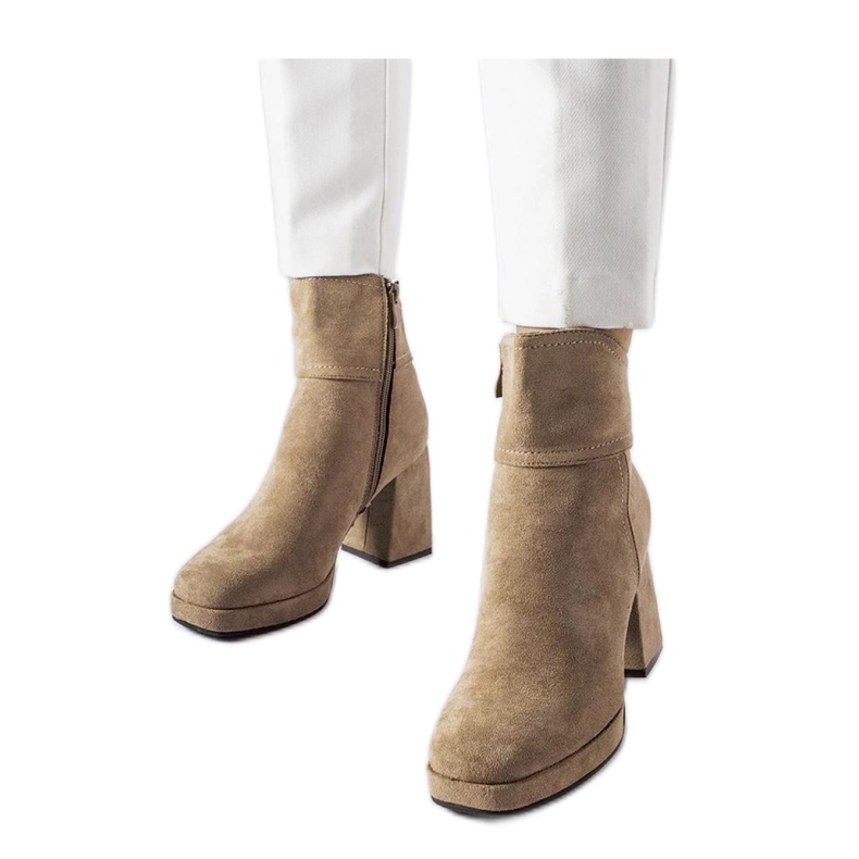 Stivaletti grigi su tacco massiccio Itaf - Solea beige