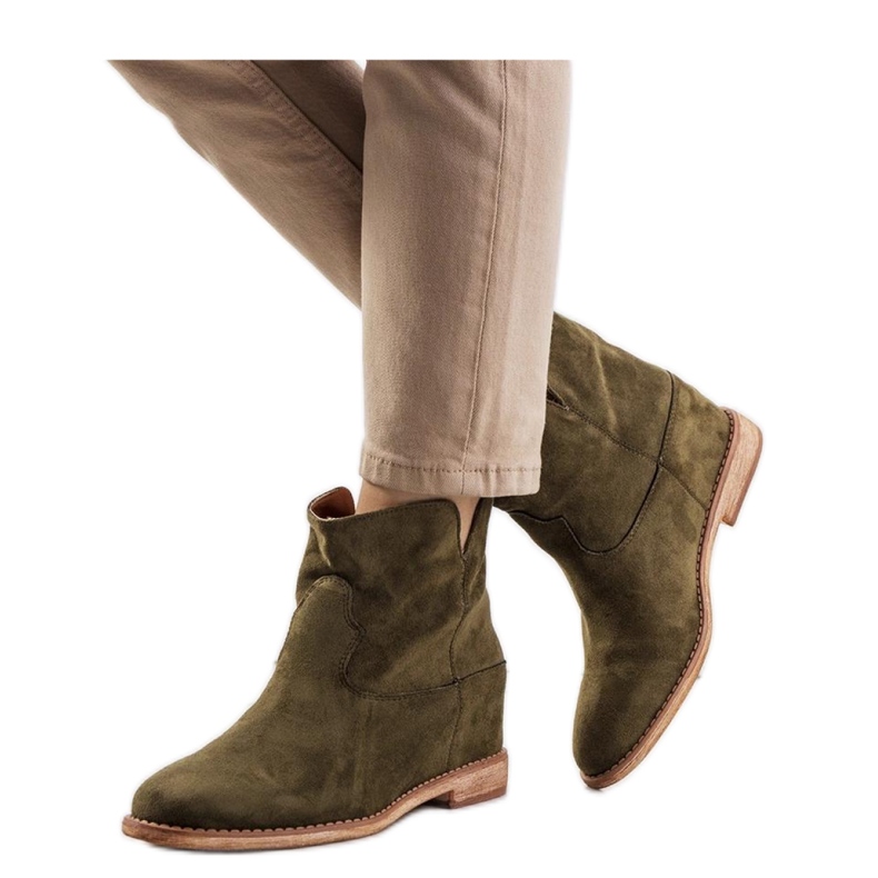 Stivaletti verdi con zeppa indoor di Zoki - Solea verde