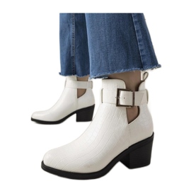 Stivaletti bianchi con ritagli bianco