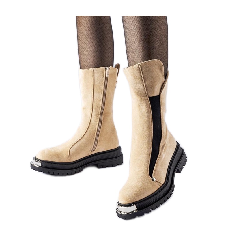 Stivaletti isolanti beige con punta decorativa