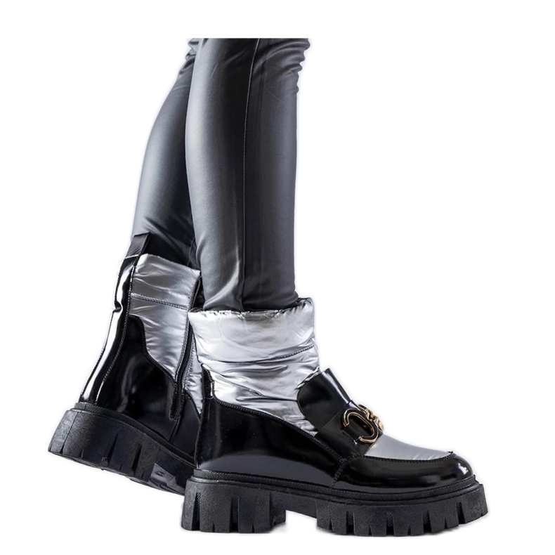 Doposci in vernice nera e argento nero