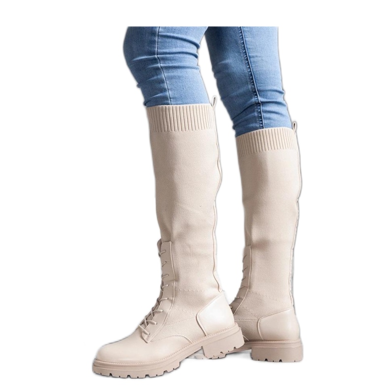 Stivaletti slip-on beige con tomaia in tessuto flessibile