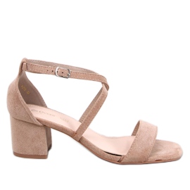 Sandali kaki con tacco basso beige