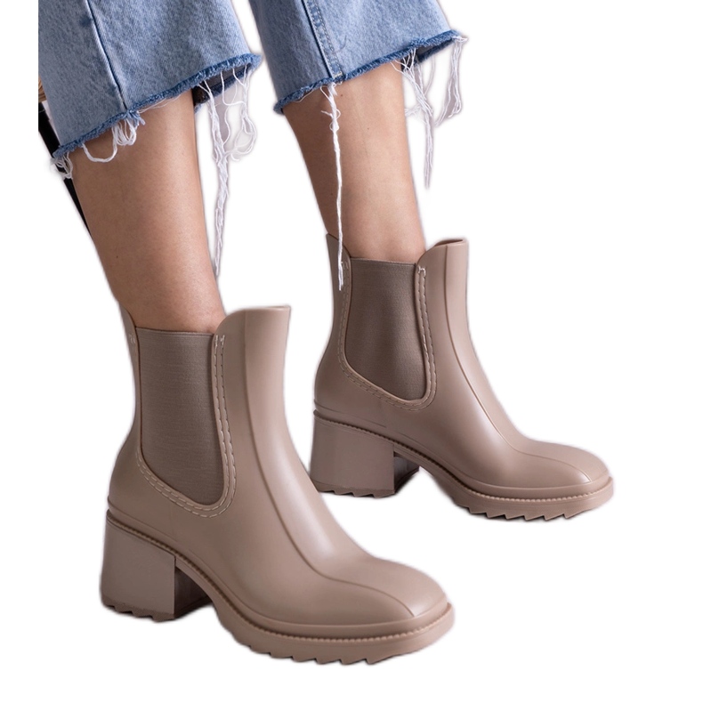 Stivali Wellington beige su tacco alto