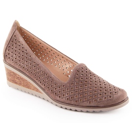 Scarpe con zeppa traforata da donna in pelle scamosciata, marrone, Potocki SZ12306