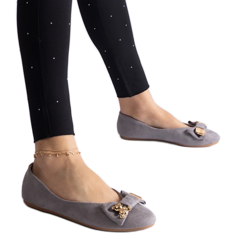 Ballerine grigie decorate con fiocco e spilla grigio