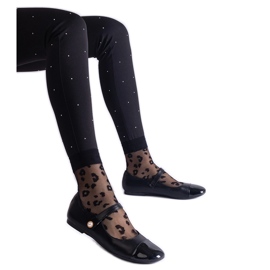 Ballerine nere con punta in vernice, allacciate con velcro nero