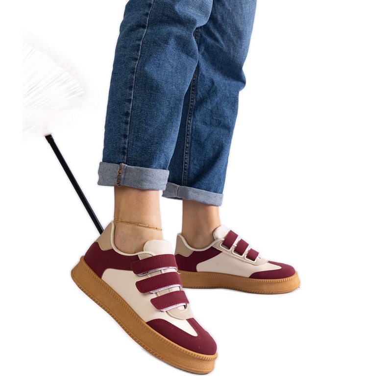 Sneakers bordeaux con chiusura in velcro rosso