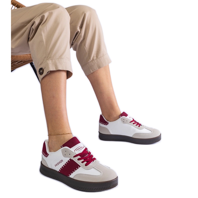 Sneakers platform bordeaux con cuciture bianca
