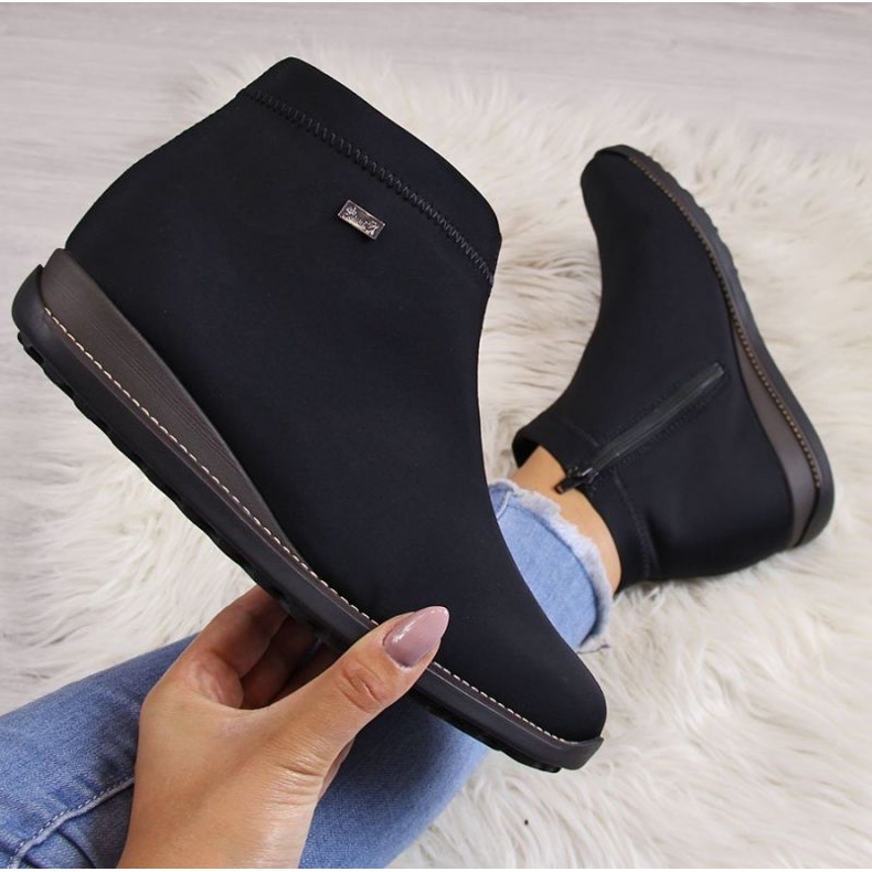 Stivali da donna Isolata Black Rieker in 98251-00 nero