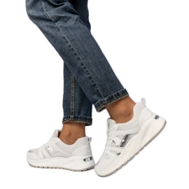 Sneaker sportive bianche da donna bianca