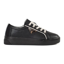 Goodin Sneaker in pelle nera su una suola spessa nero