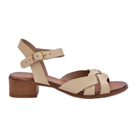 Sandali in pelle con un delicato tacco Zazoo 40372 Beige leggero