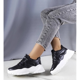 D/GMR Sneakers nere su una massiccia suola Lorene nero