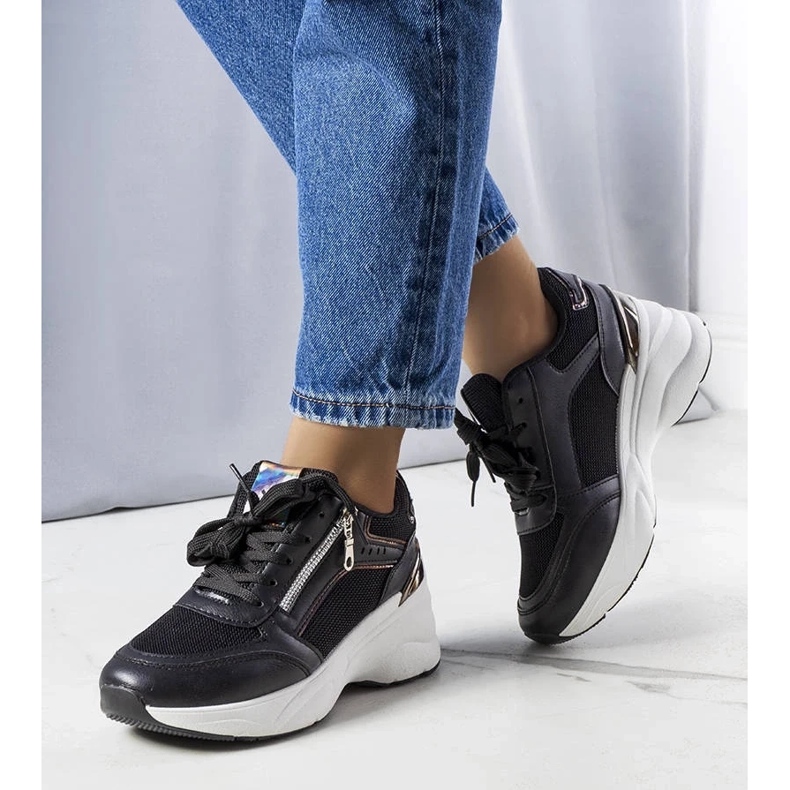 D/GMR Sneaker con zeppa di colore nero di Stacey