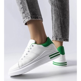 D/GMR Sneakers bianche con un accento verde di Davisson bianco