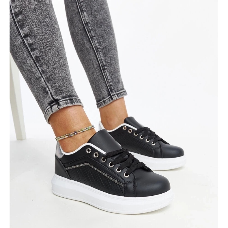 D/GMR Sneakers nere con strass decorativi Perica nero