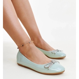 Ballerine in vernice verde con fiocco decorativo di Totani