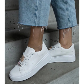 D/CEO Sneakers bianche con plateau decorate con un orsetto Mavien bianco