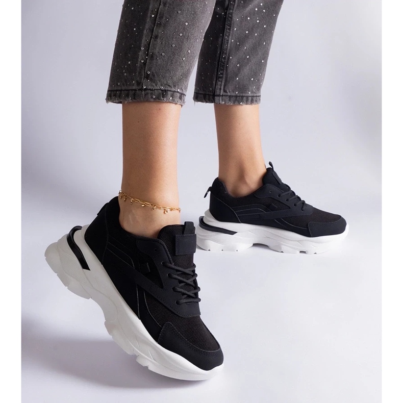 D/CEO Sneakers nere con suola più spessa di Guerrera nero