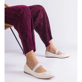 D/CEO Ballerine bianche con elastico e fiocco decorativo Newton bianco