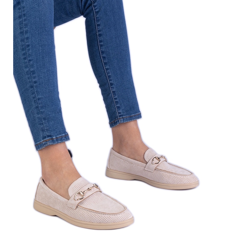 Beige openwork ekozamzamowe mocassini con decorazione dorata