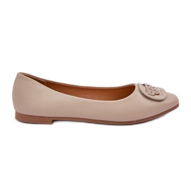 Ballerinas su una suola piatta con un ornamento per beige 58p