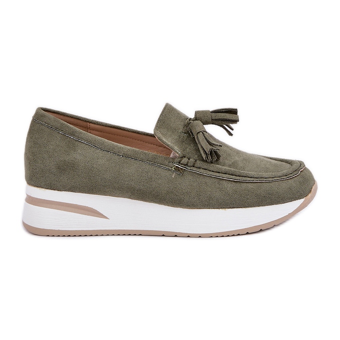 Mocassine su un delicato eco weedde Green verde