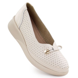 Scarpe sulla piattaforma Openwork di Vinceza 7896 Beige