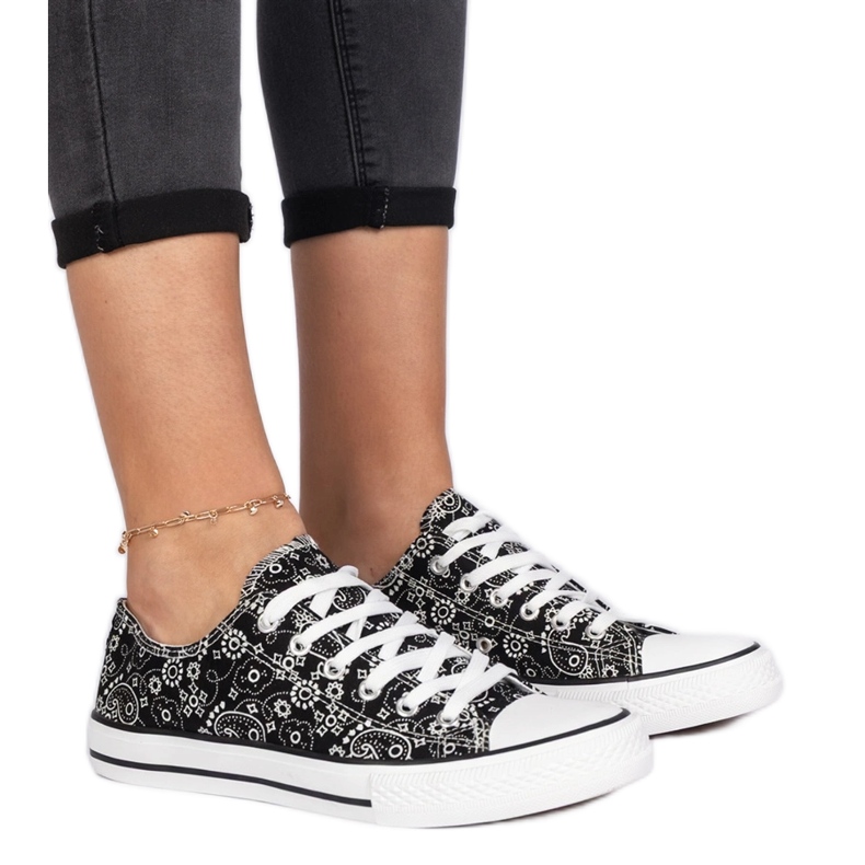 Sneaker materiali da donna nera in stile azteco nero