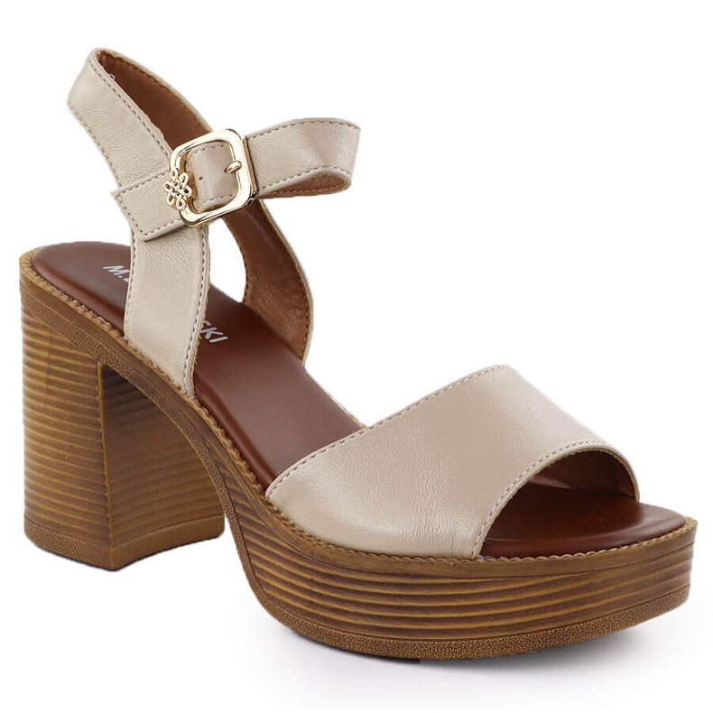 Sandali femminili sul post Beige M. Daszyński MR24146-2