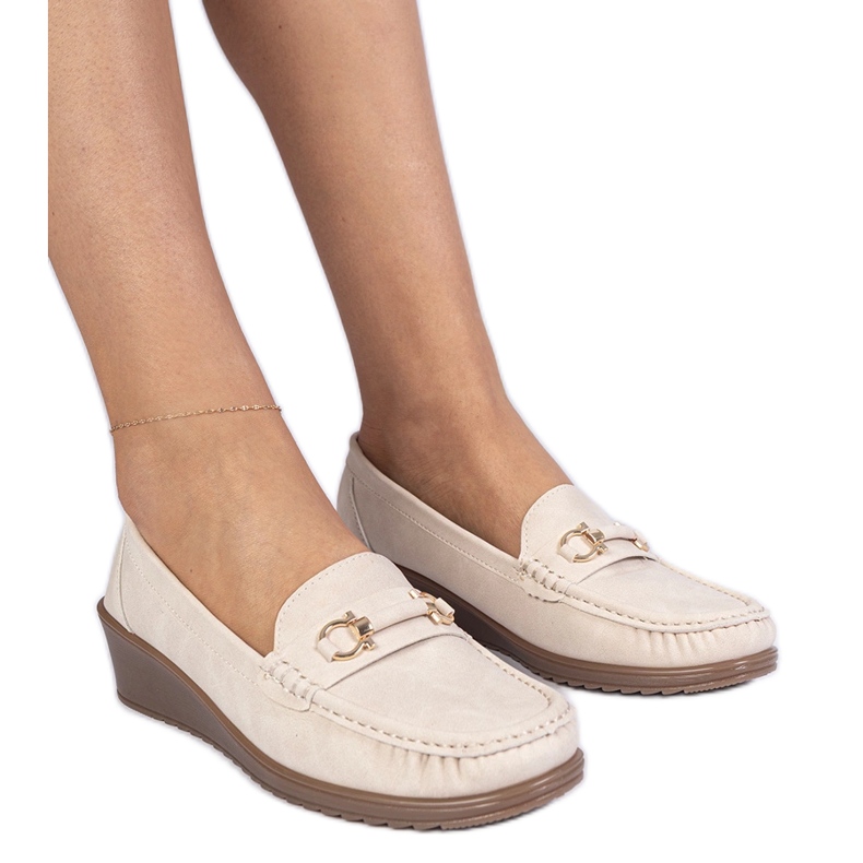 Mocassine da donna cremose con finitura opaca beige