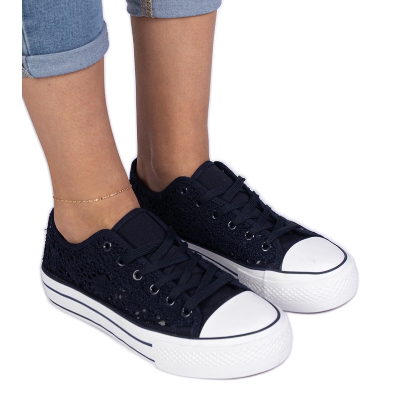 Sneaker blu navy da donna aperta