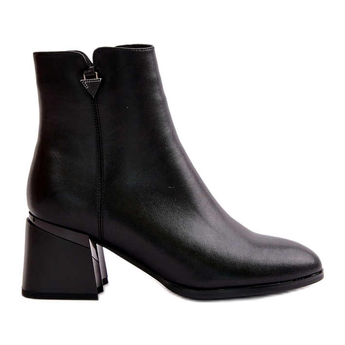 Stivali eleganti da donna isolati in pelle naturale, Nero Vinceza 77106