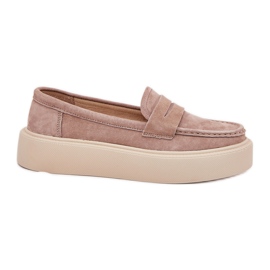 Mocassine in pelle scamosciata femminile sulla piattaforma beige di Vinceza 79535