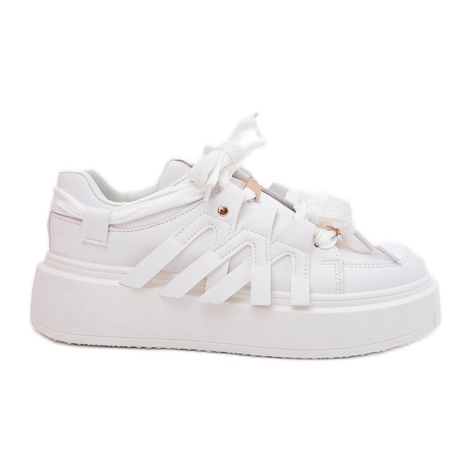 Sneaker in pelle ecologica sulla piattaforma bianca