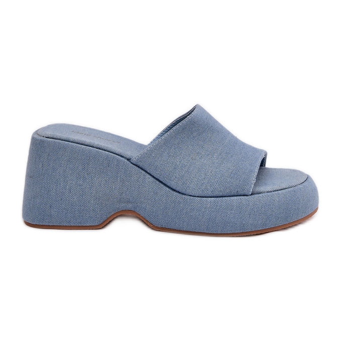 Infradito delle donne materiali sulla piattaforma e zeppe di denim blu