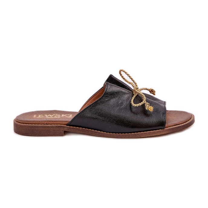 Pelle piatta elegante infradito con un brow lewski 3572 nero