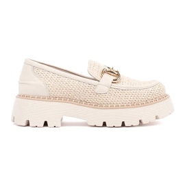 Goodin Mocassini beige sulla piattaforma con una catena d'oro