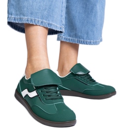Sneaker in allacciamento a basso livello verde