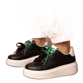 Black Sports Sneakers sulla piattaforma nero