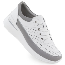 Sneaker in pelle per openwork Vinceza 41487 bianca