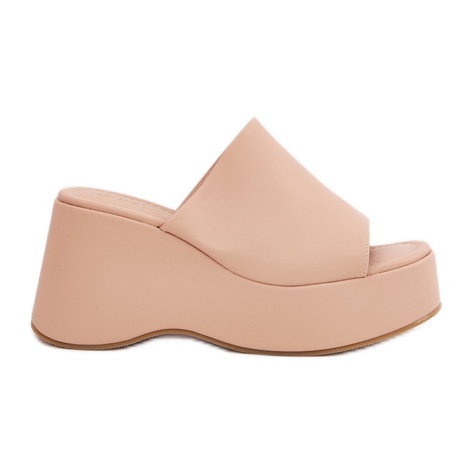 Slifor da donna in pelle Eco sulla piattaforma e zeppe di beige