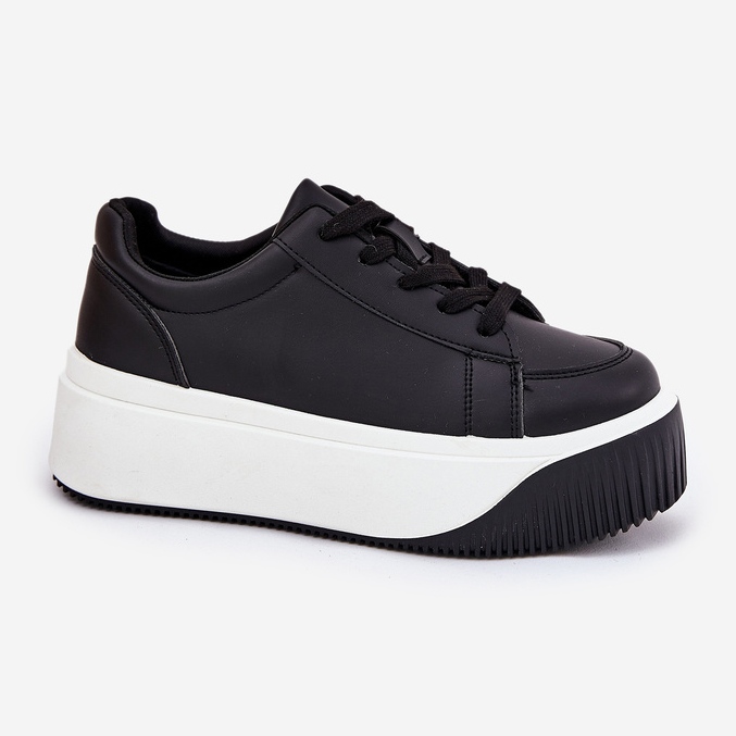 Sneaker su una piattaforma enorme liscia nera nero