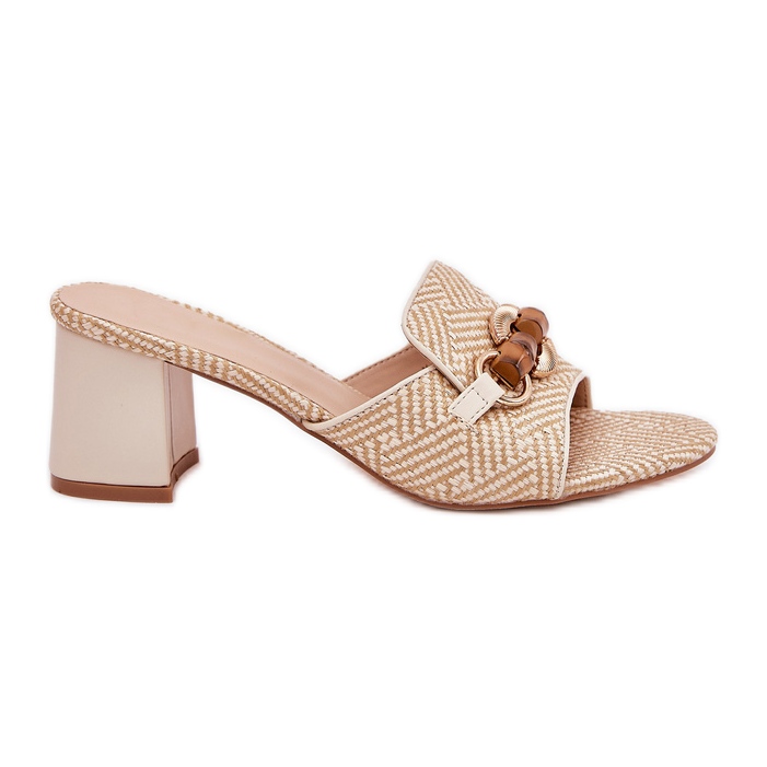 Tambini da donna con una decorazione beige