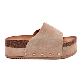 Le pantofole femminili sulla piattaforma enorme eco sgranata kaki beige