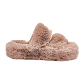 Pantofole di pelliccia da donna sulla piattaforma kaki beige