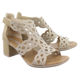 Teli alti femminili in Rieker 64773-61 sandali beige